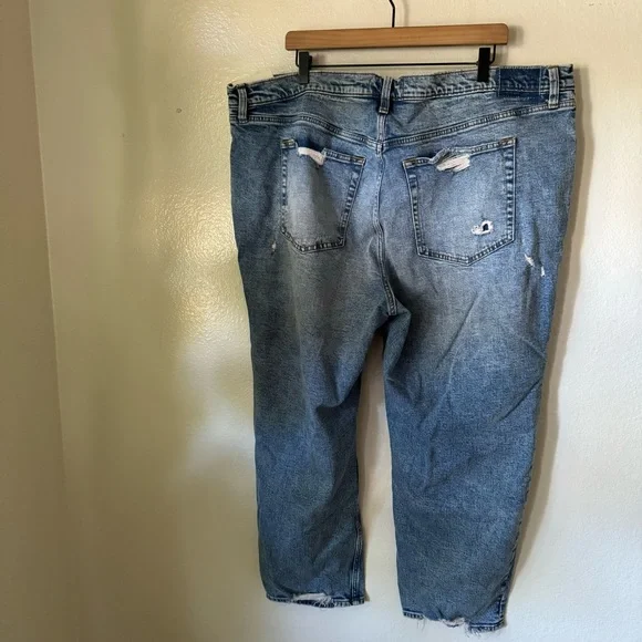 Abercrombie | Curve Love The Ankle Straight Ultra High Rise Jeans - Picture 3 of 6